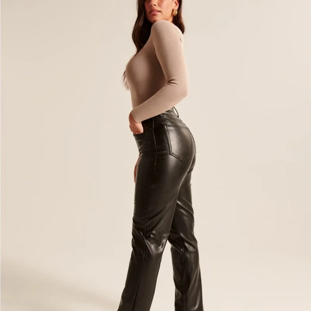 Abercrombie & Fitch Leather Pants Curve Love - Picture 6 of 9